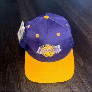 NWT Vintage Los Angeles Lakers Hat Cap Snap Back NBA Basketball Logo 7 Mens 90s